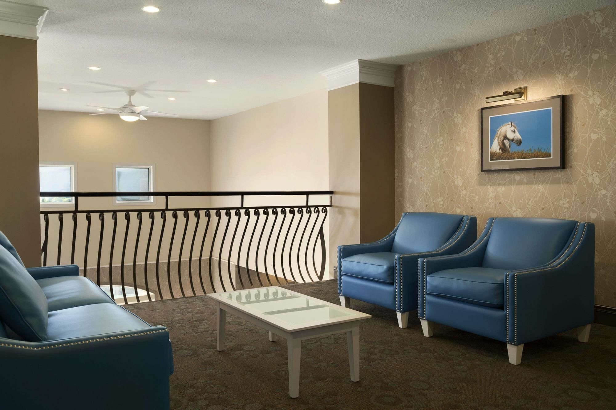 Days Inn & Suites By Wyndham Брендон Екстер'єр фото